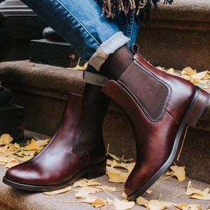 Thursday Boots Duchess Brown Size 7.5